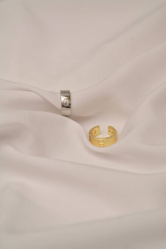 EARCUFF LISO CON TRES MARCAS DOR