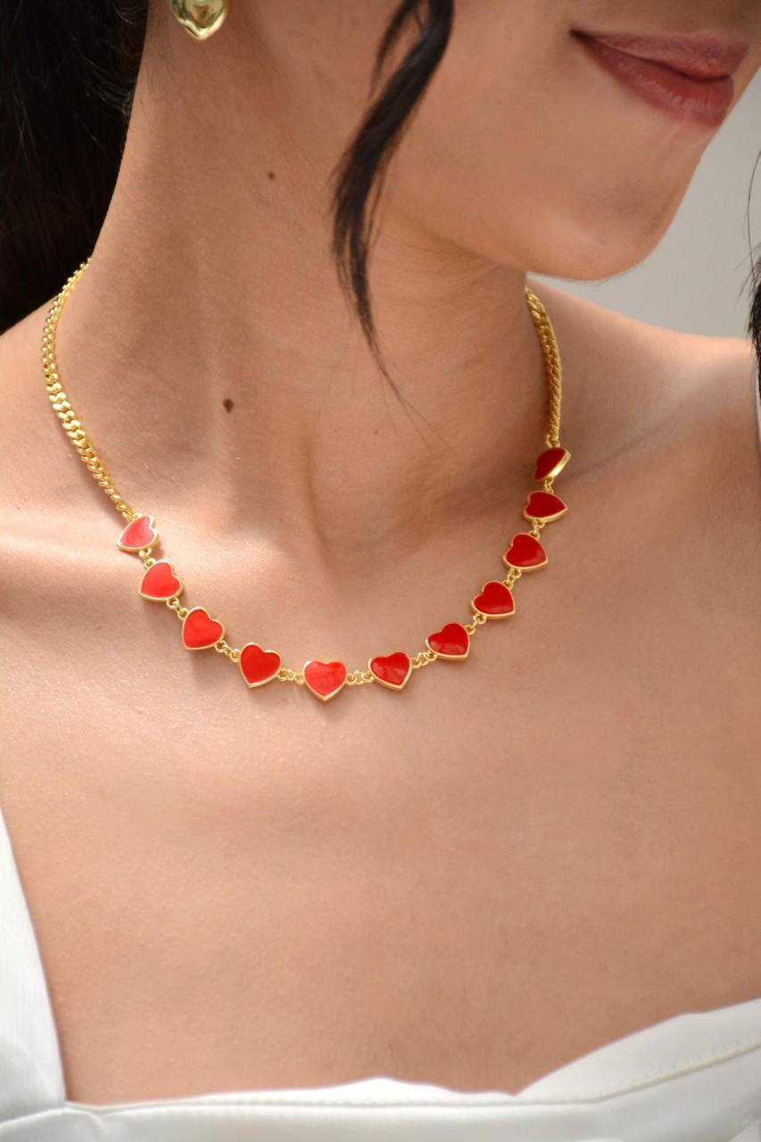 CADENA CORAZONES ROJOS SEGUIDOS
