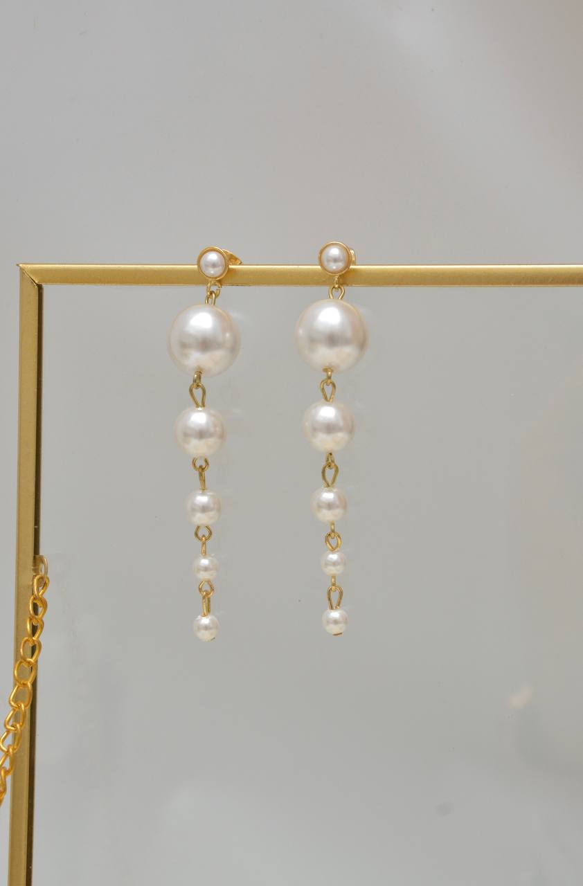 ARETES PERLAS LARGAS