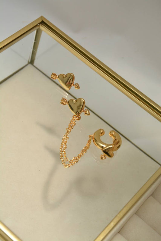 TOPO CORAZÓN CON EARCUFF FLECHADO DOR*