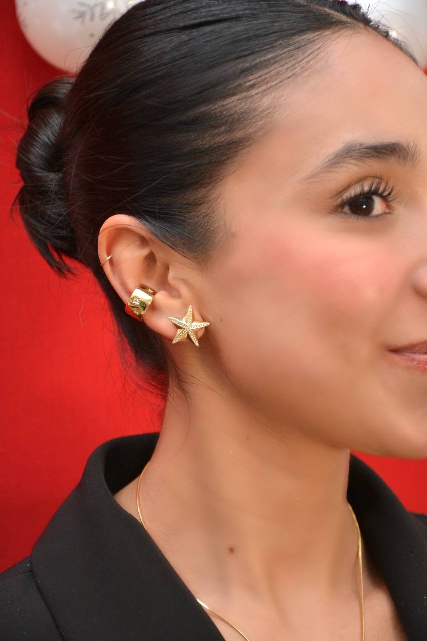 EARCUFF ANCHO CON ESTRELLAS