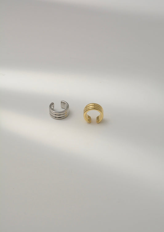EARCUFF TRES LINEAS PEGADAS