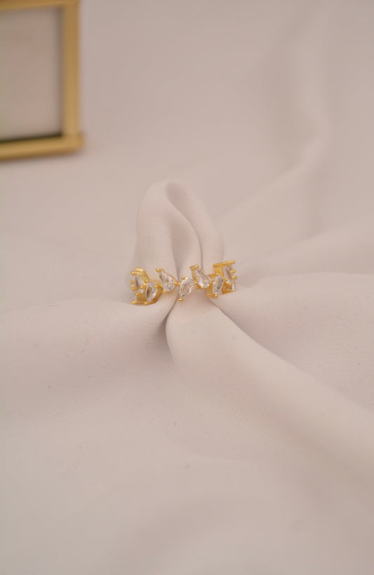 ANILLO PETALOS BLANCOS SALIDOS